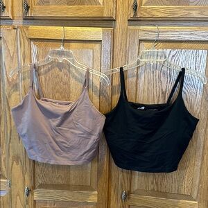 Avia Scoop Neck Crop Camisoles in Black and Mauve